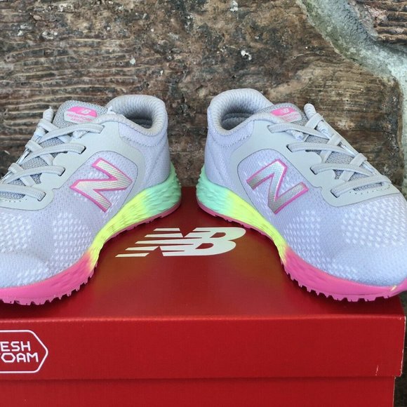 🆕 New Balance Toddler Girls Fresh Foam V2 sneaker - Picture 8 of 12
